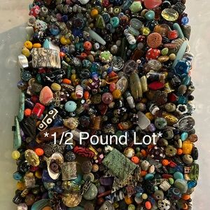 1/2 lb Bead lot - no plastic!